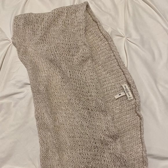Abercrombie & Fitch Infinity Scarf in Oatmeal - Picture 4 of 6
